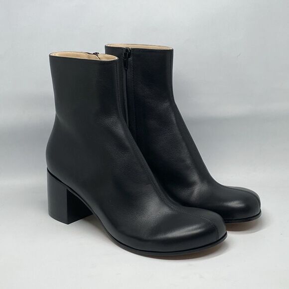 Loewe Terra 60MM Leather Ankle Booties size 39 - Picture 1 of 14